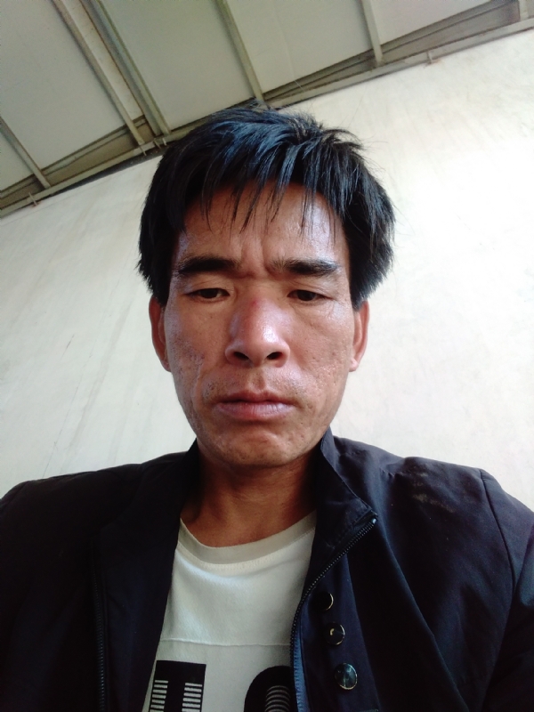 项斌的第一张照片--济宁相亲服务中心