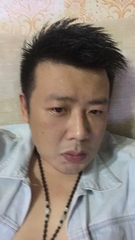 沐浴阳光的第一张照片--济宁相亲服务中心