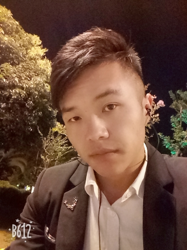 只求一陪伴的第一张照片--济宁相亲服务中心