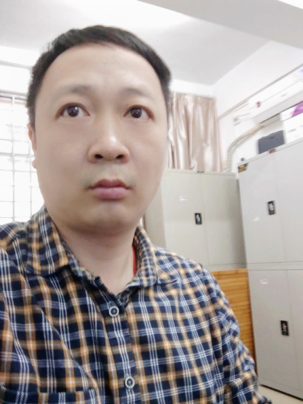 羽飞飞雪的第一张照片--济宁相亲服务中心