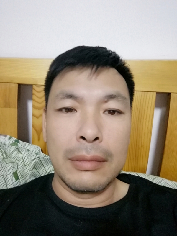 不爱当牛的第一张照片--济宁相亲服务中心