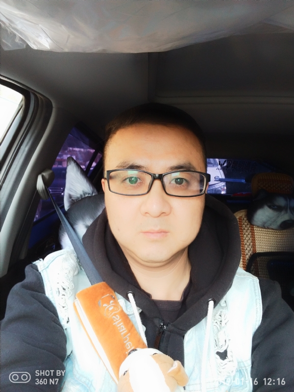 香烟最懂男人心的第一张照片--济宁相亲服务中心