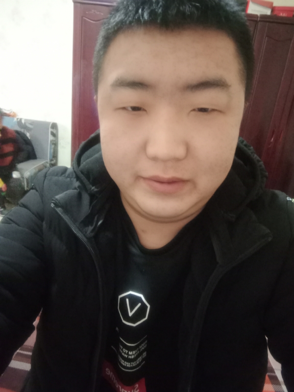 坦荡荡的第一张照片--济宁相亲服务中心