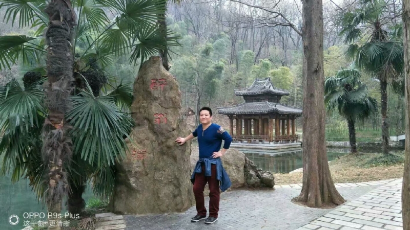 烦事用点心的第一张照片--济宁相亲服务中心