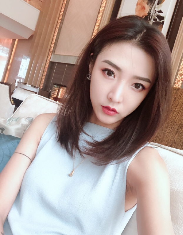 嘉嘉的第一张照片--济宁相亲服务中心