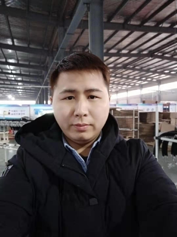 刀锋的第一张照片--济宁相亲服务中心