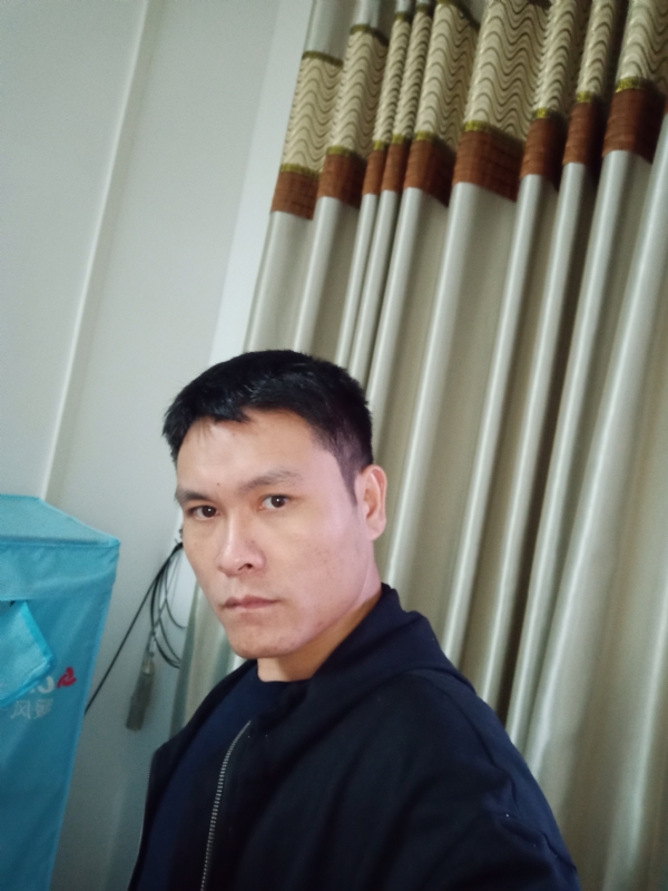 心如止水的第一张照片--济宁相亲服务中心
