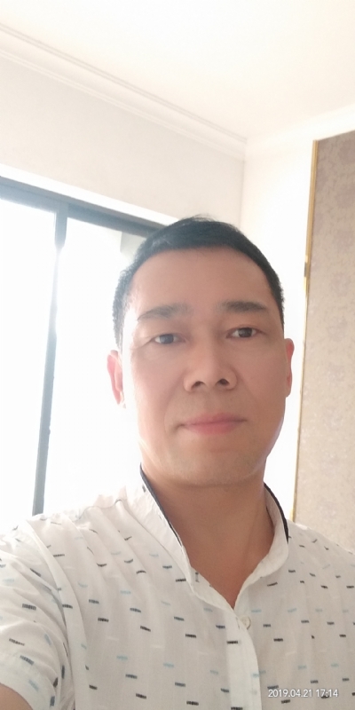 朝望大海的第一张照片--济宁相亲服务中心