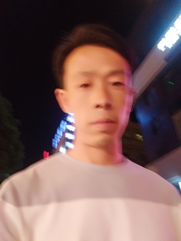 找个人来爱的第一张照片--济宁相亲服务中心
