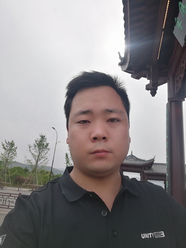 微笑的第一张照片--济宁相亲服务中心