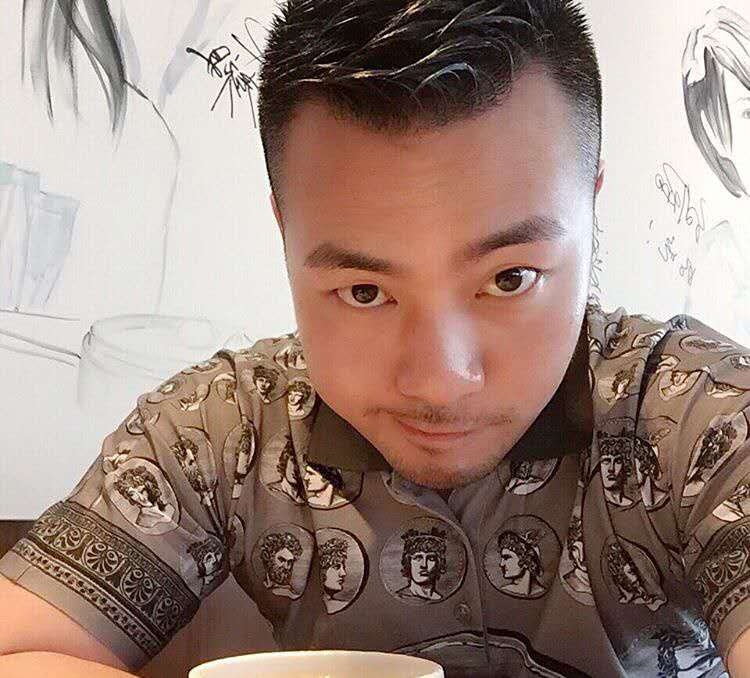 刘江平的第一张照片--济宁相亲服务中心