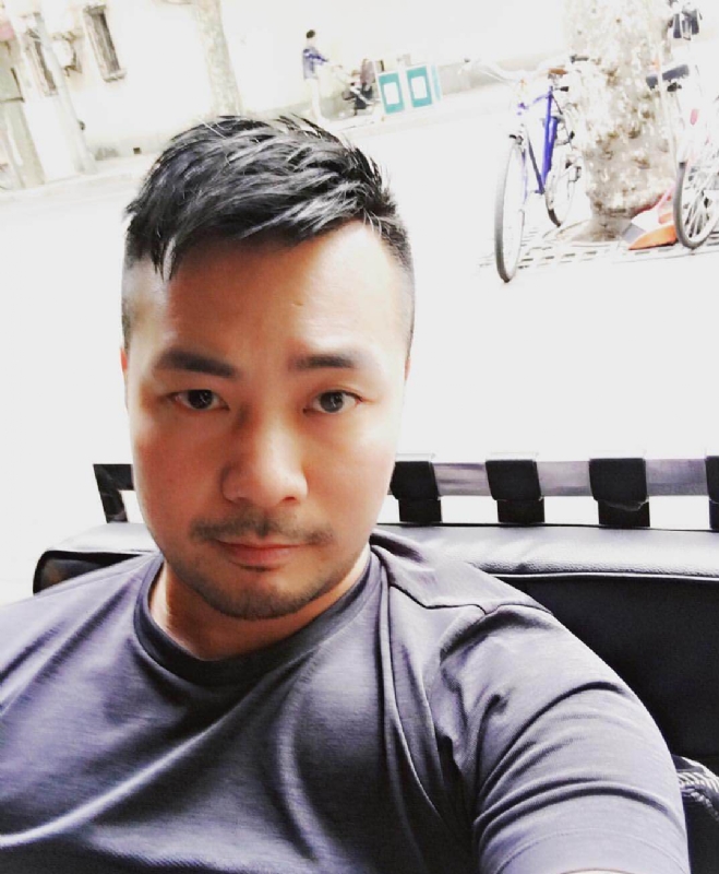 刘江平的第二张照片--济宁相亲服务中心