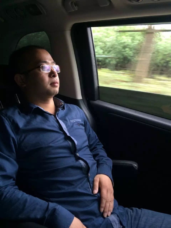 世界那么大的第三张照片--济宁相亲服务中心