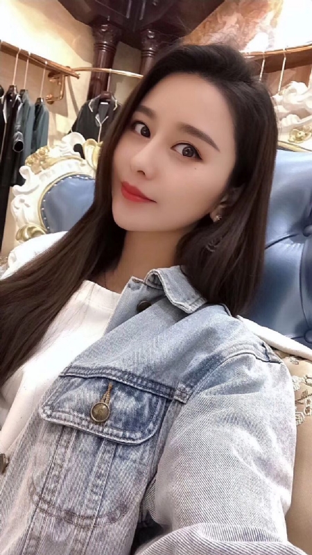 李珊珊的第一张照片--济宁相亲服务中心