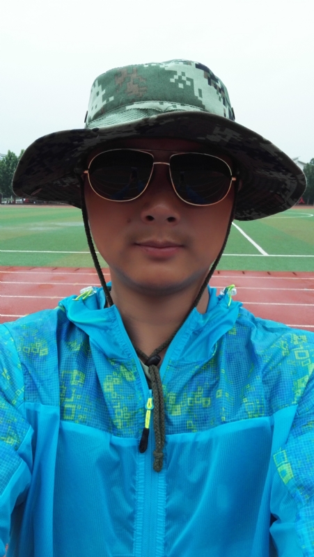 银尘的第一张照片--济宁相亲服务中心