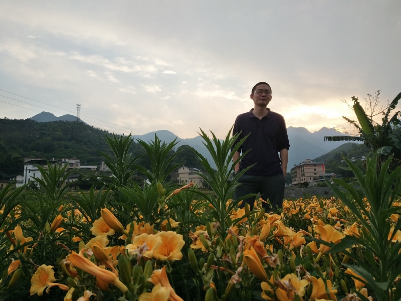 黄晓东的第一张照片--济宁相亲服务中心