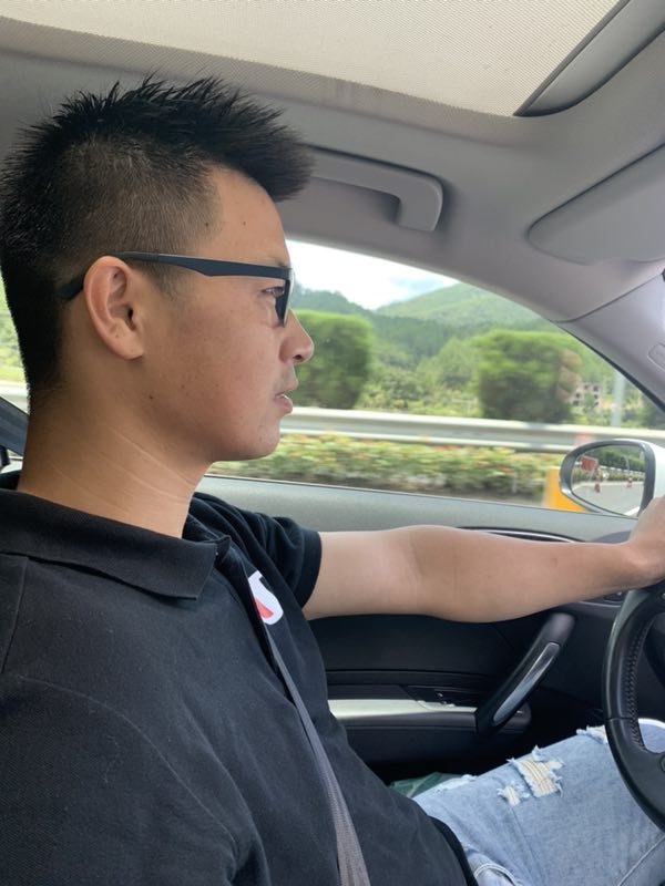 浪漫益友的第一张照片--济宁相亲服务中心