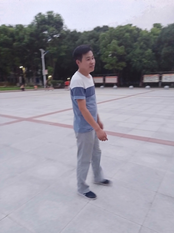一笑的第一张照片--济宁相亲服务中心