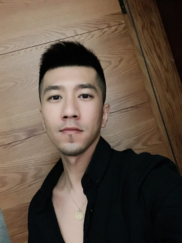 佳佳的第一张照片--济宁相亲服务中心