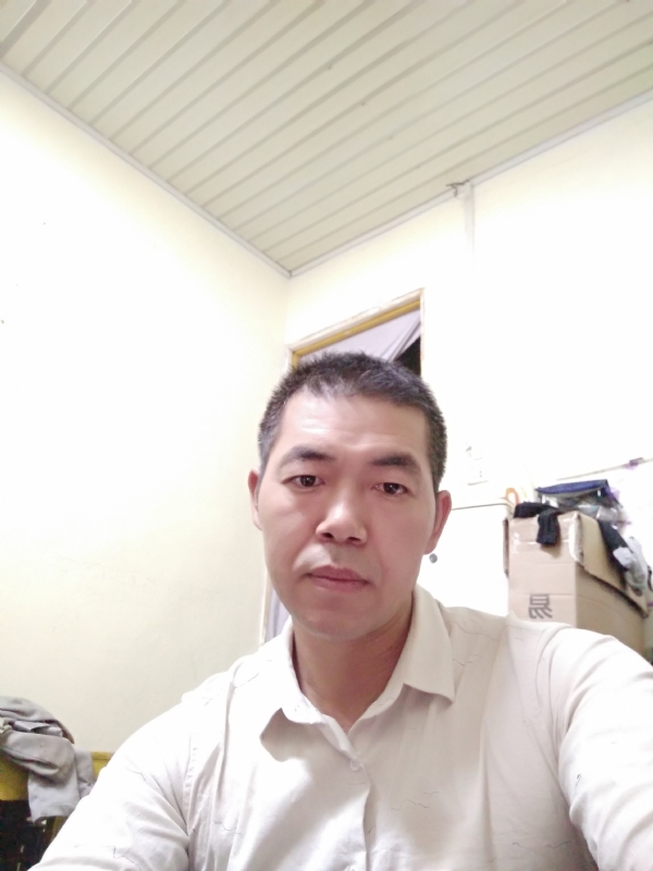 为伊消得人憔悴的第一张照片--济宁相亲服务中心