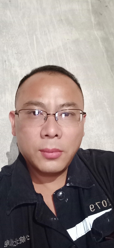 知足常乐的第一张照片--济宁相亲服务中心