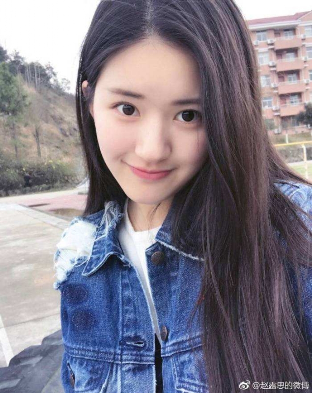 筱青的第一张照片--济宁相亲服务中心