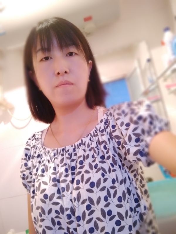 芬儿的第一张照片--济宁相亲服务中心