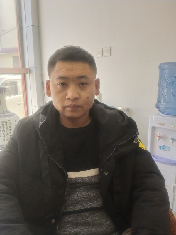 瞿波的第一张照片--济宁相亲服务中心