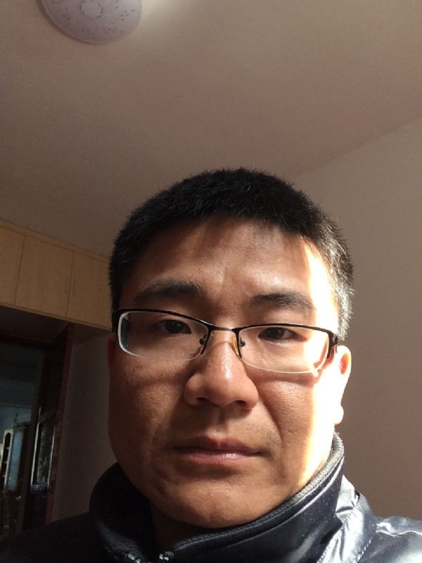 余浩浩的第一张照片--济宁相亲服务中心