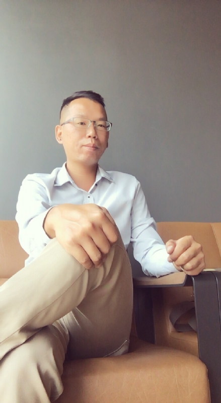 LI的第一张照片--济宁相亲服务中心