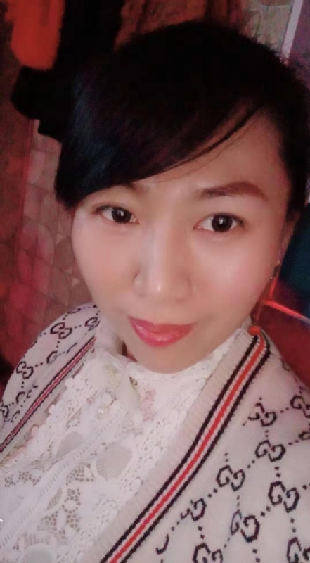 转角遇爱的第一张照片--济宁相亲服务中心