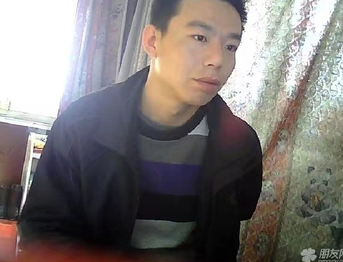 向钱奔跑的第一张照片--济宁相亲服务中心