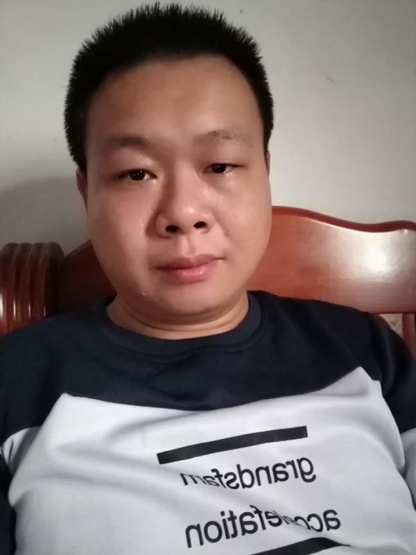 飞的第一张照片--济宁相亲服务中心