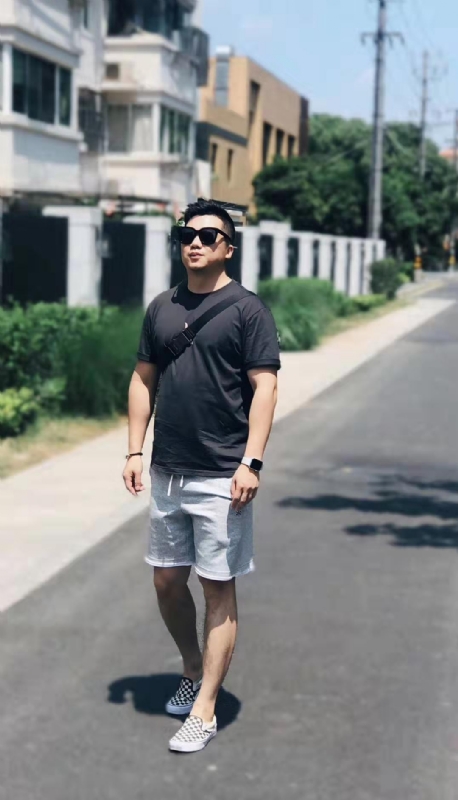 wanghong的第一张照片--济宁相亲服务中心