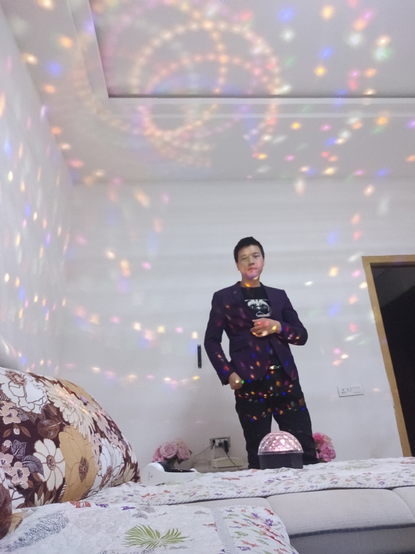 慕凡的第一张照片--济宁相亲服务中心