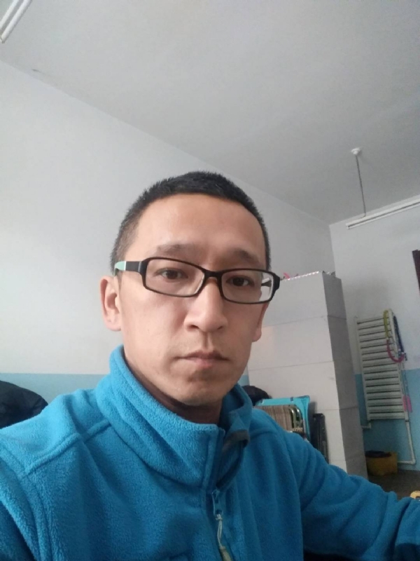 晓峰的第三张照片--济宁相亲服务中心