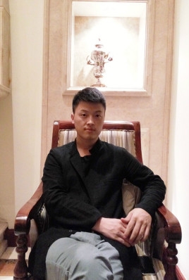 制片人杨亚林的第二张照片--济宁相亲服务中心
