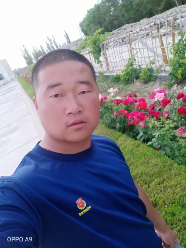 奋斗中的青春最美丽的第一张照片--济宁相亲服务中心