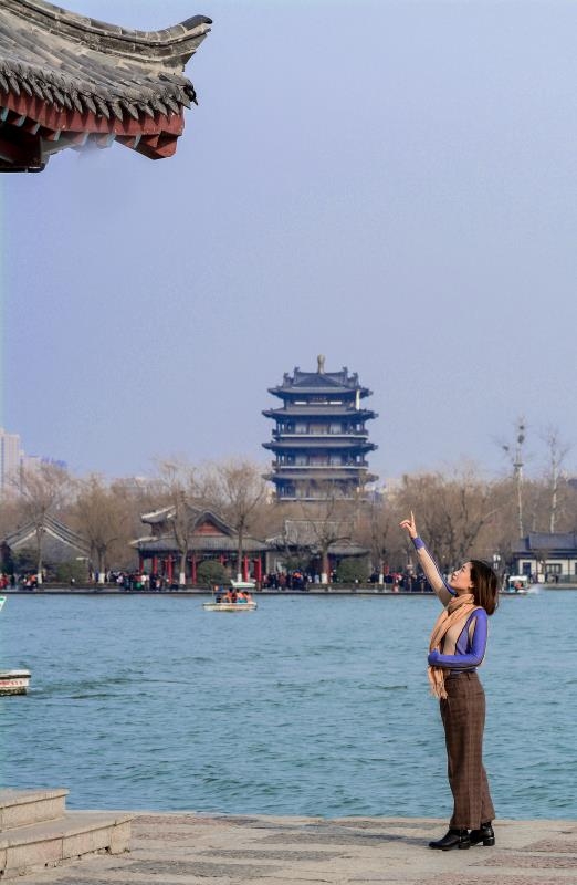 深水百合的第一张照片--济宁相亲服务中心