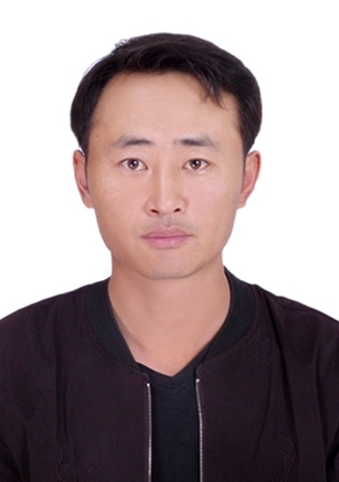 淡漠痕的第二张照片--济宁相亲服务中心