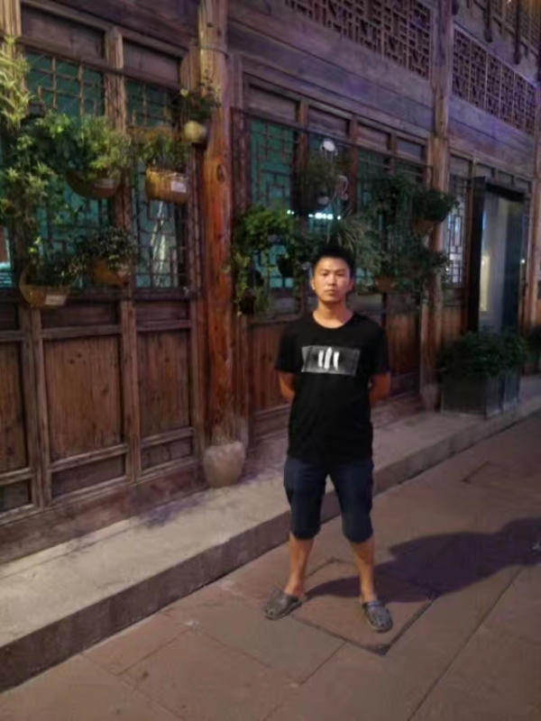 回忆的第一张照片--济宁相亲服务中心