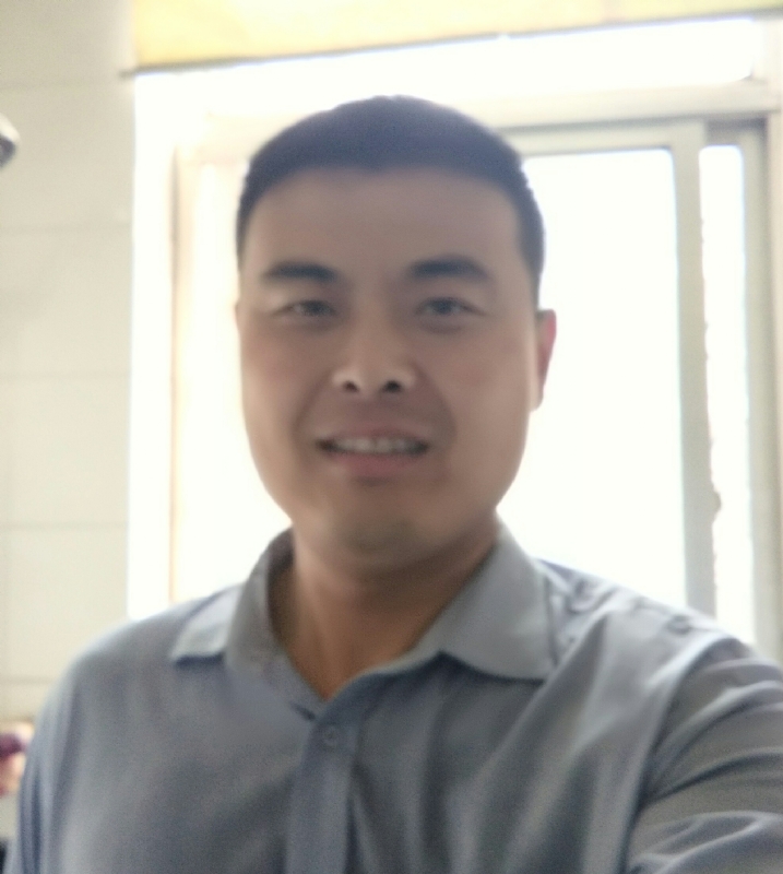李伟的第一张照片--济宁相亲服务中心