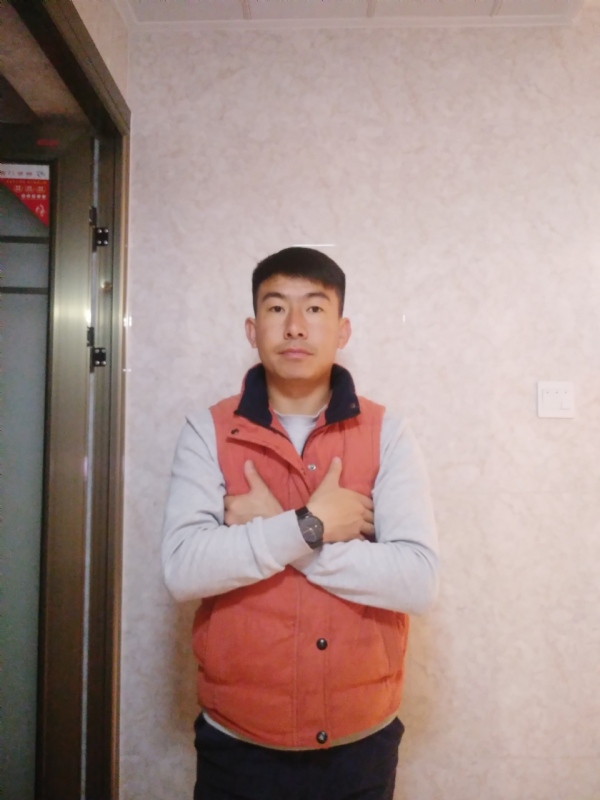 石林小伙的第一张照片--济宁相亲服务中心