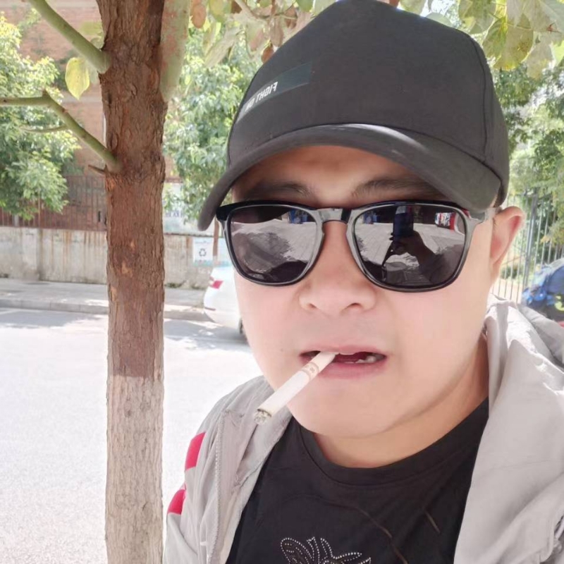 瞄小七的第一张照片--济宁相亲服务中心