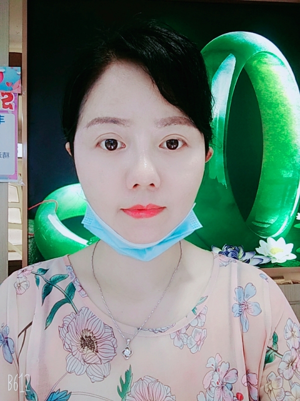 舞月飘雪的第二张照片--济宁相亲服务中心