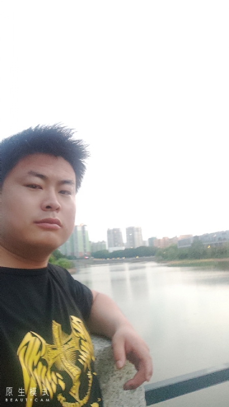 小海的第二张照片--济宁相亲服务中心