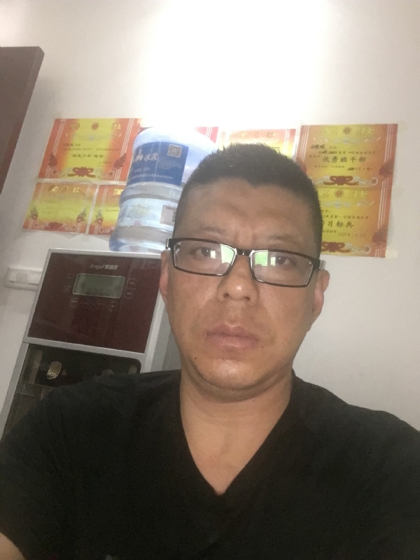 牵手的第一张照片--济宁相亲服务中心