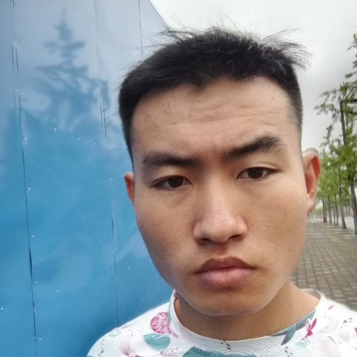 爱一个哦的第一张照片--济宁相亲服务中心