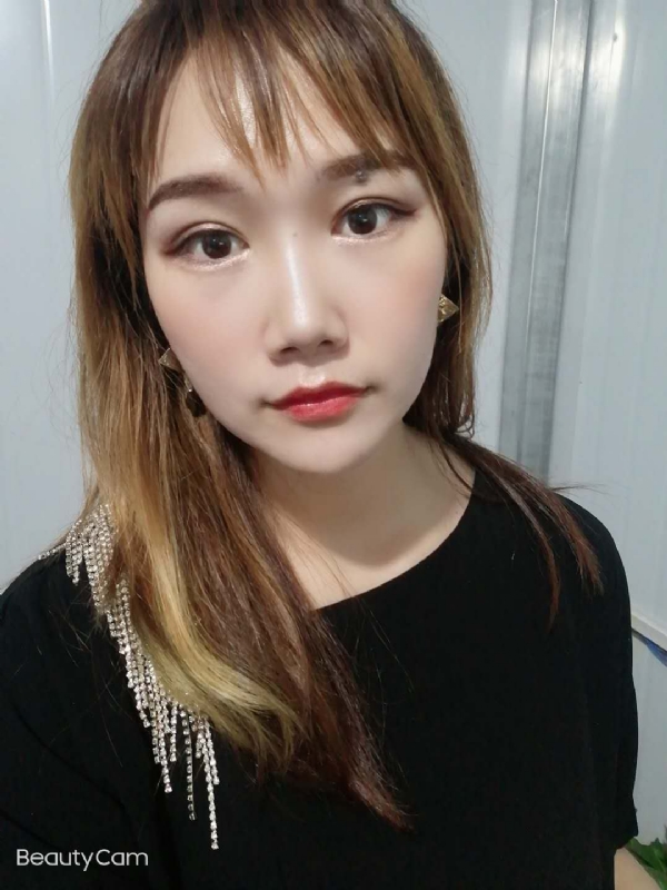 艾薇的第四张照片--济宁相亲服务中心