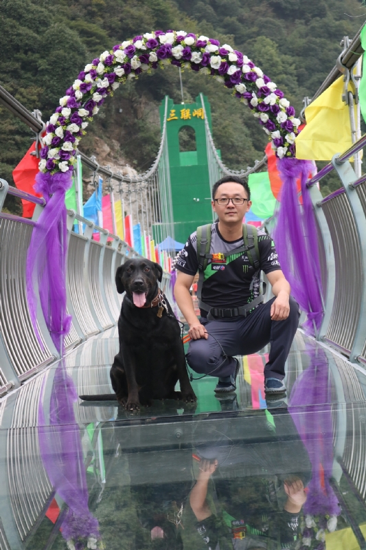 离人的第一张照片--济宁相亲服务中心